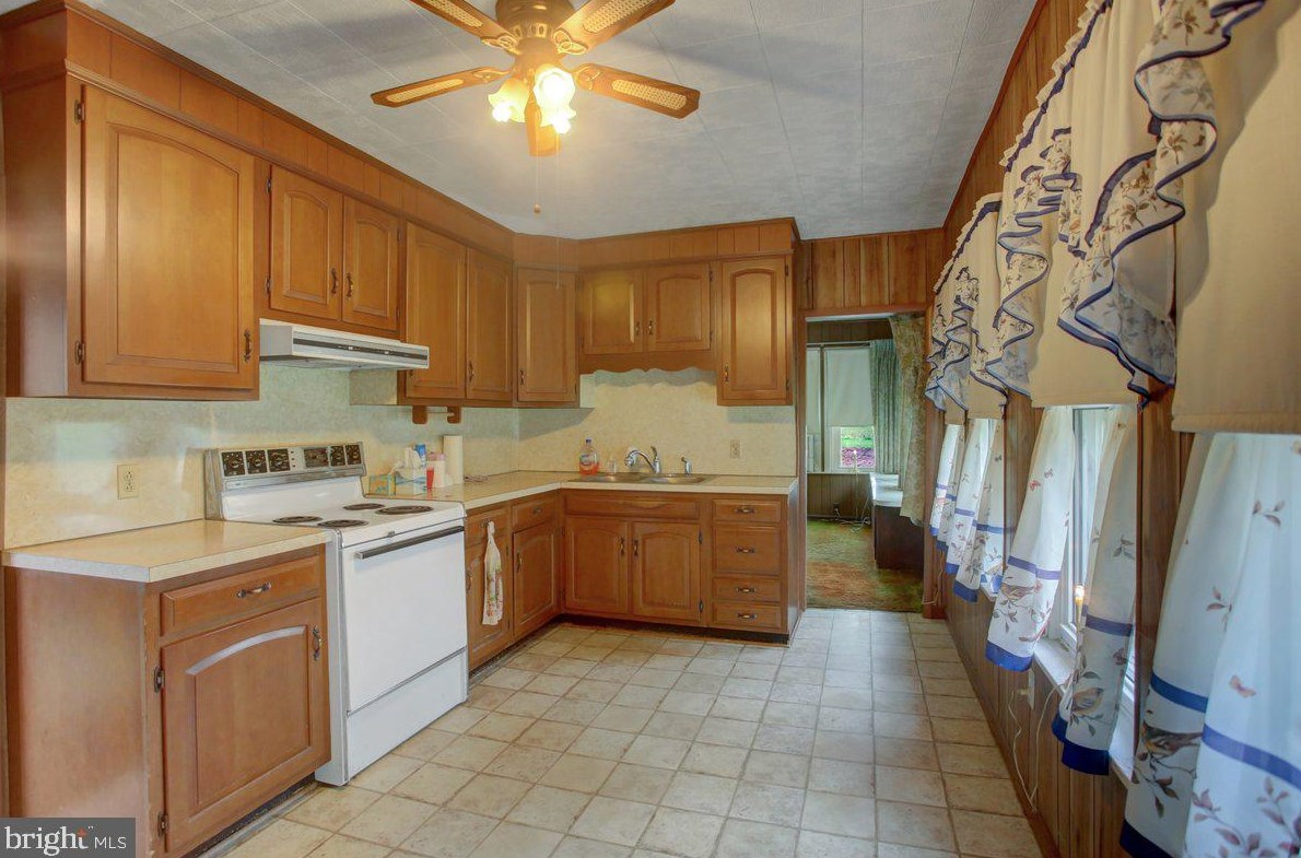 1438 Nolts Rd, Chambersburg, PA 17202