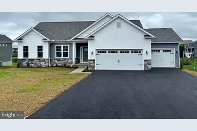 1245 Shannon Drive S, Greencastle, PA 17225 - Photo 1