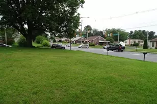 644 Stouffer Ave, Chambersburg, PA 17201 - Photo 12