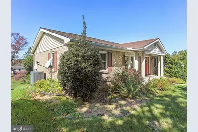 162 Briar Ridge Drive, Waynesboro, PA 17268 - Photo 2