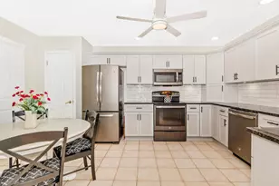 2375 Aronimink Cir, Fayetteville, PA 17222 - Photo 6