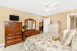 2375 Aronimink Cir, Fayetteville, PA 17222 - Photo 32