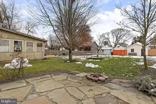 542 E Liberty St, Chambersburg, PA 17201 - Photo 32