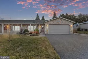 11400 Nicole Dr, Greencastle, PA 17225 - Photo 2