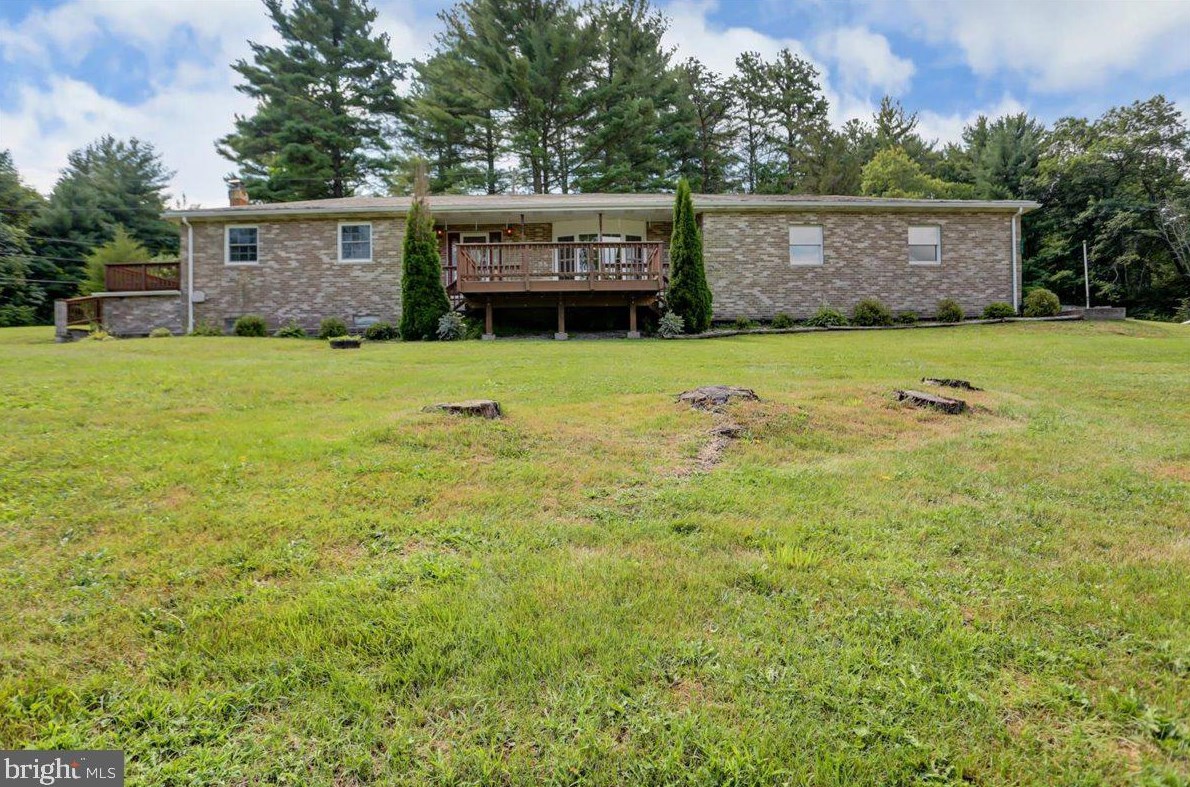 193 Slabtown Dr, Wells Tannery, PA 16691