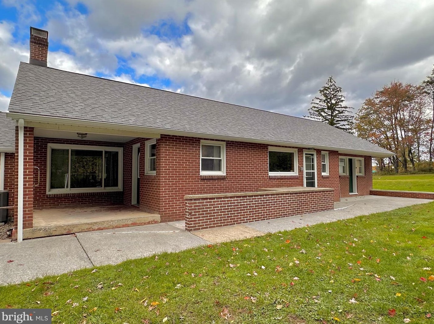 22344 Great Cove Rd, Mc Connellsburg, PA 17233-8312