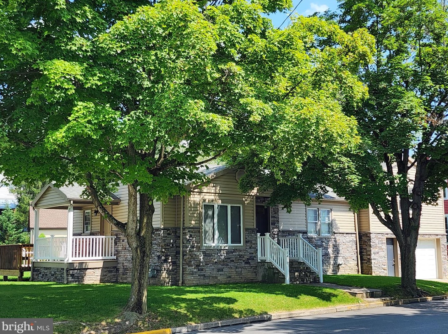 1417 Scott St, Huntingdon, PA 16652