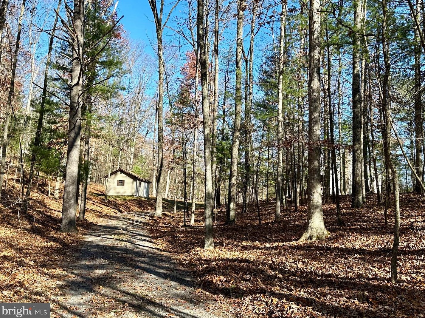 22692 Hollow Rd, Neelyton, PA 17239