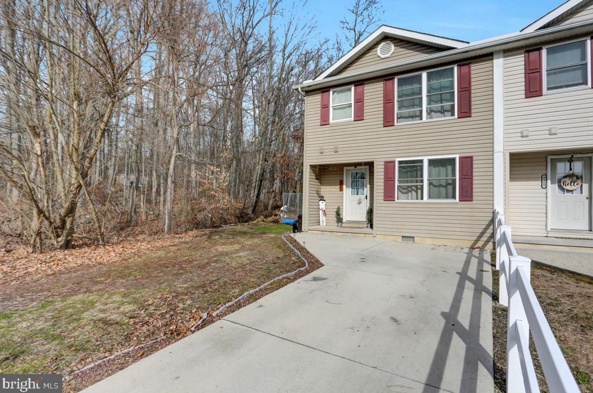 8487 Salem St, Pogue, PA 17264