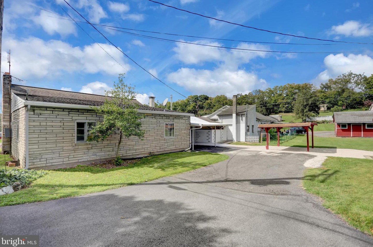 106 7th St, East Salem, PA 17059-7944