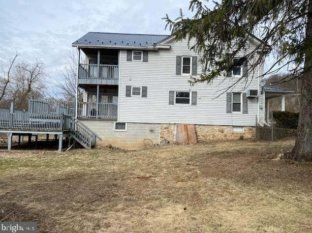 3246 William Penn Hwy, East Salem, PA 17059-7877