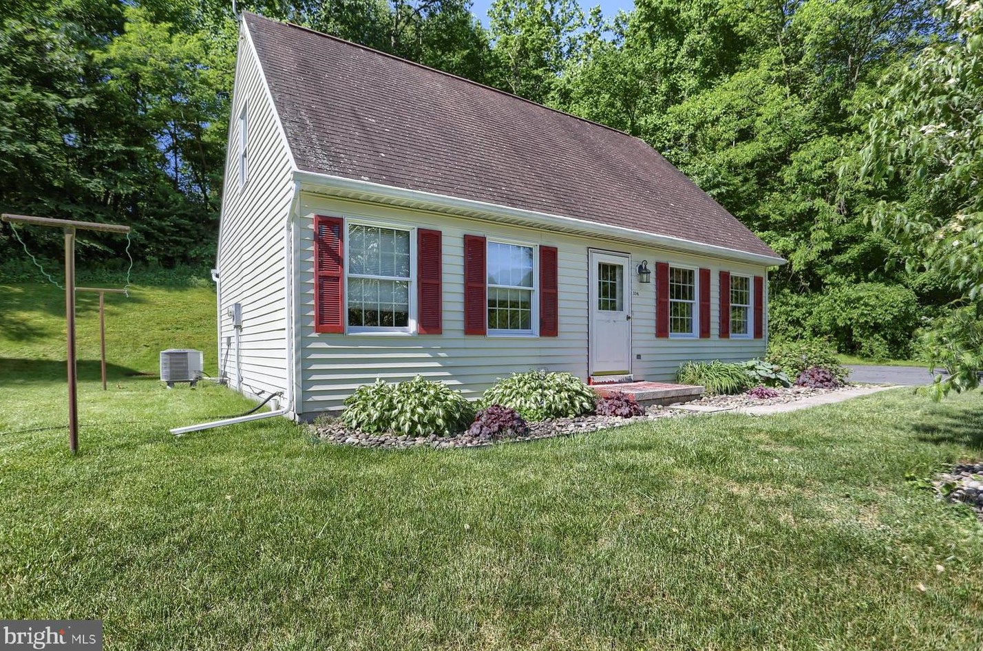 334 Mill Rd, Maze, PA 17094