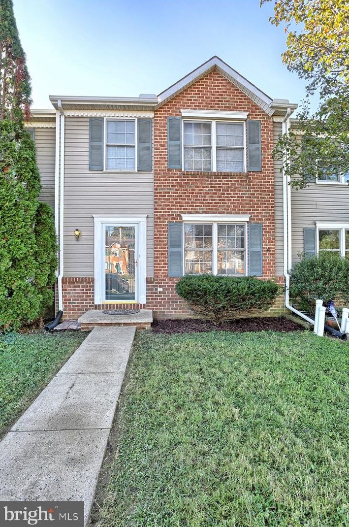 2318 Morris Dr, East Petersburg, PA 17520-1059