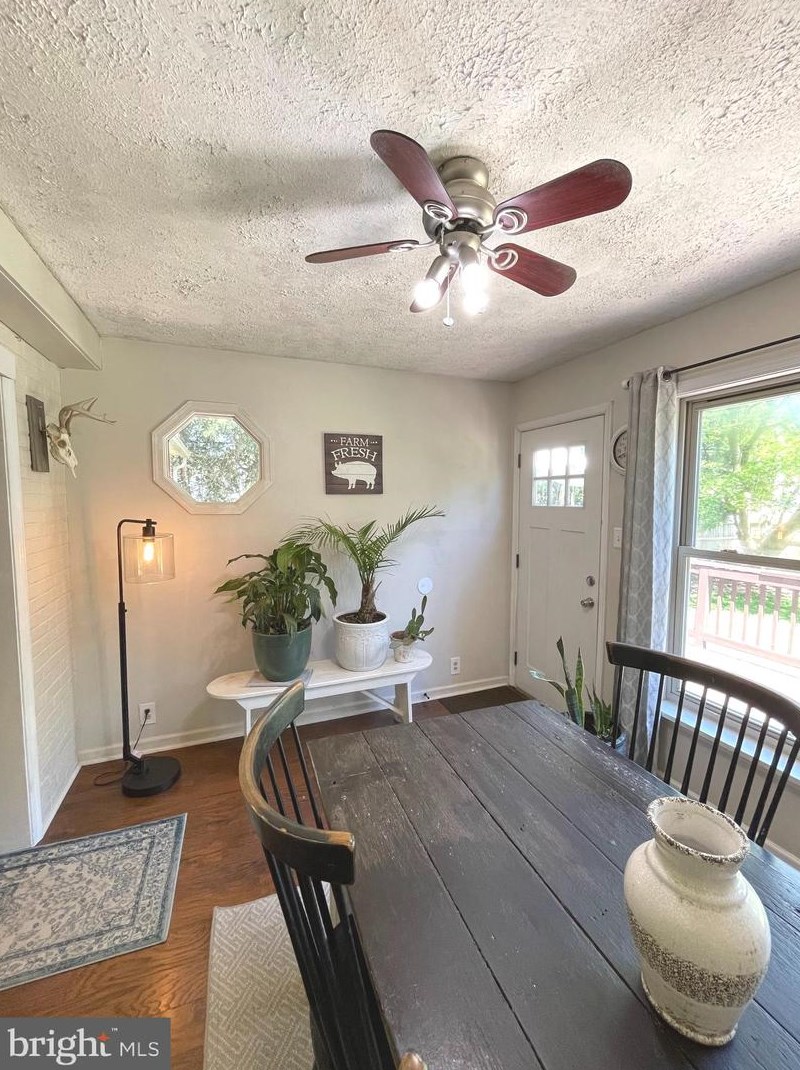 5975 Leebel Rd, East Petersburg PA  17520-1512 exterior