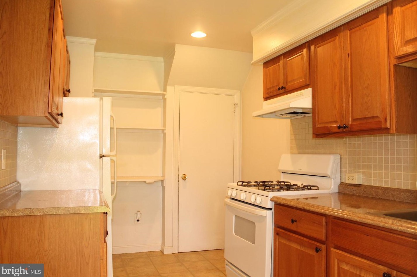 927 W Vine St, Lancaster, PA 17603