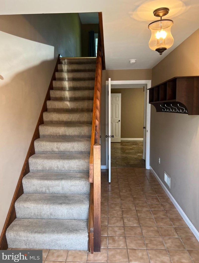 19 Laurel Rdg, Bareville, PA 17540-2208