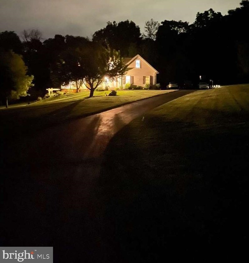 1268 Drager Rd, Kinderhook, PA 17512