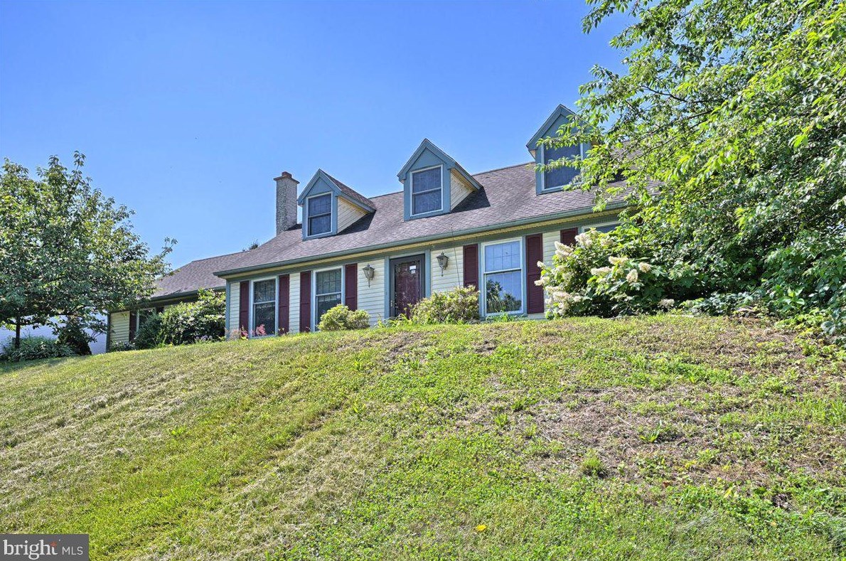 198 Sides Mill Rd, Edisonville, PA 17579
