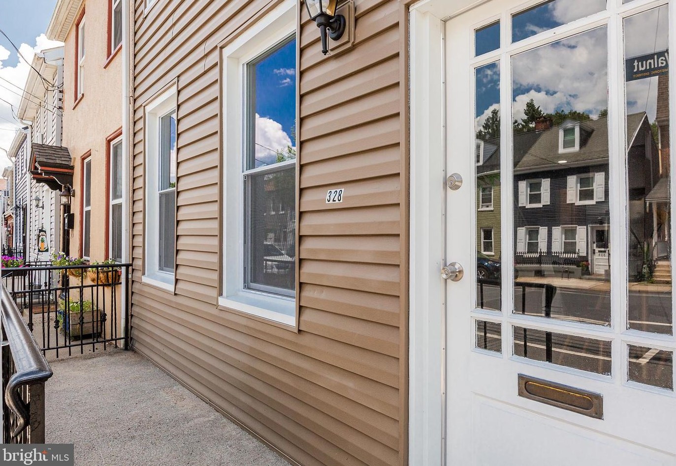 328 W Walnut St, Lancaster, PA 17603