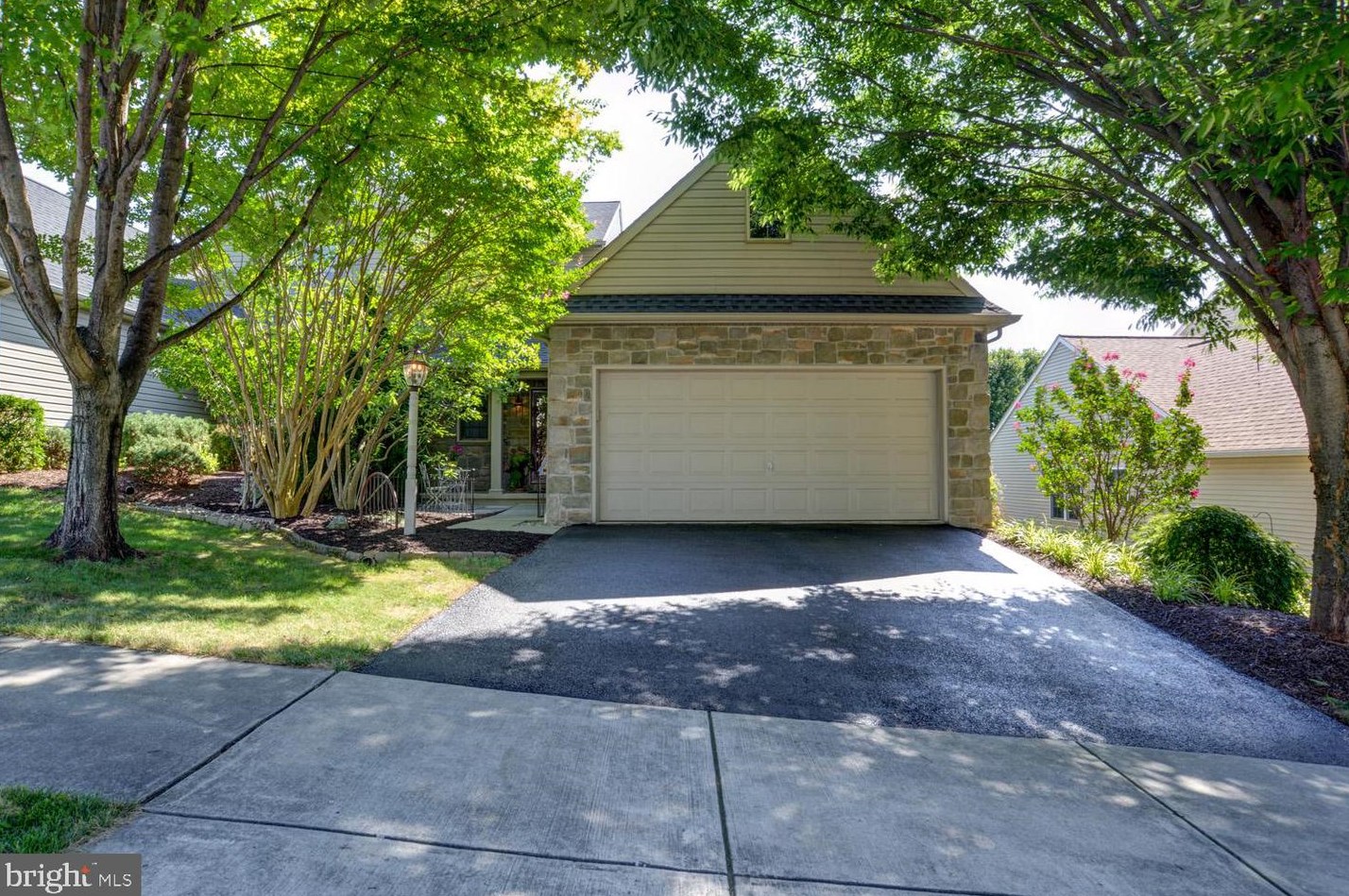 121 Eagle Path, Mountville, PA 17554-1826