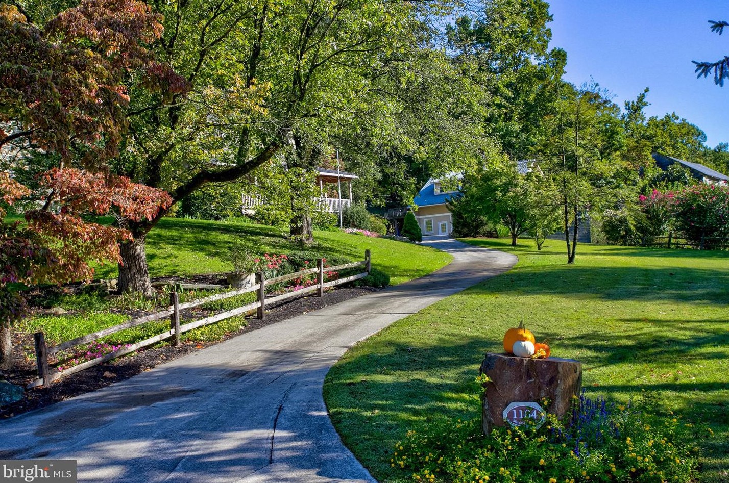 1164 Marticville Rd, Pequea, PA 17565-9754