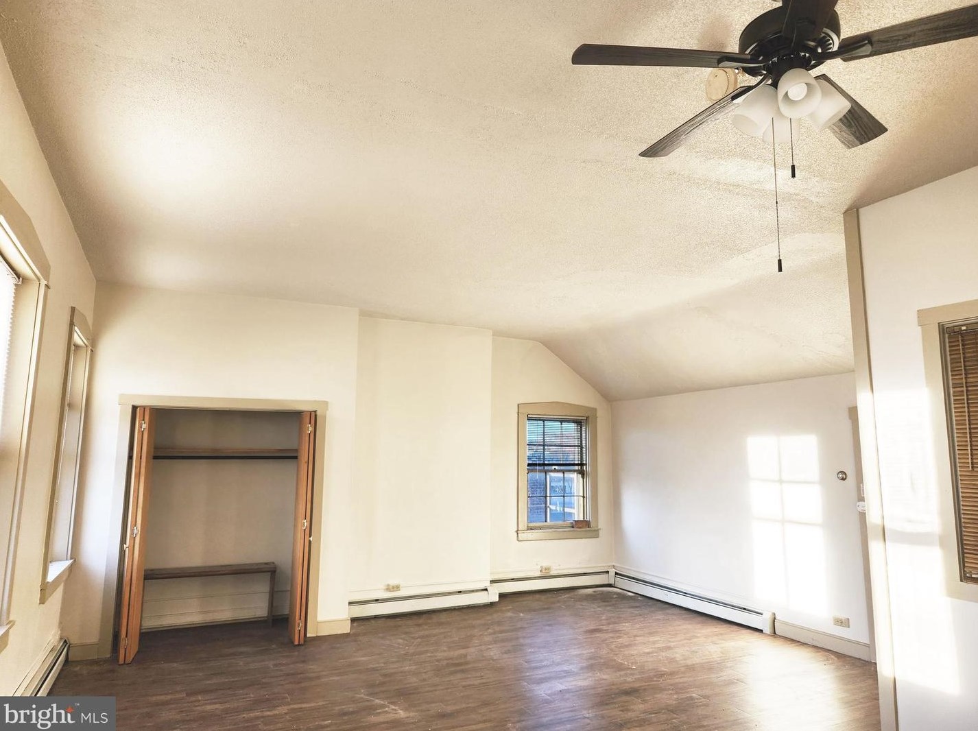 11 N Main St Apt 3, Old Line, PA 17545