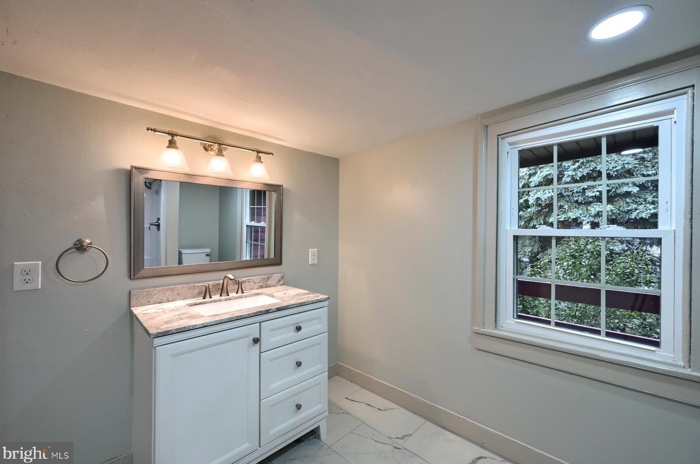 214 Front St, Marietta PA  17547-1504 exterior