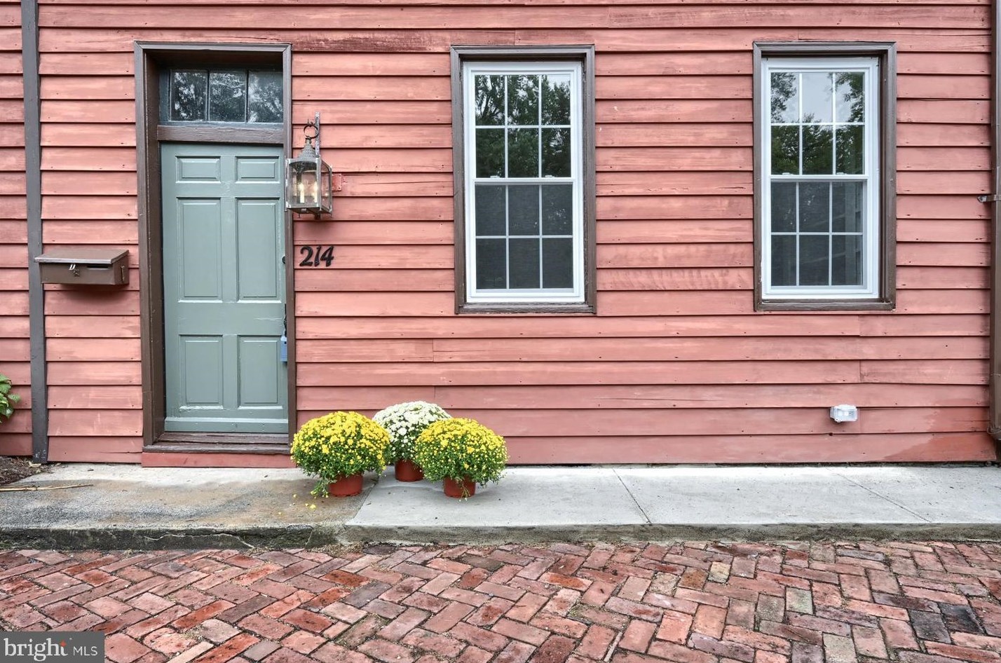 214 W Front St, Marietta, PA 17547