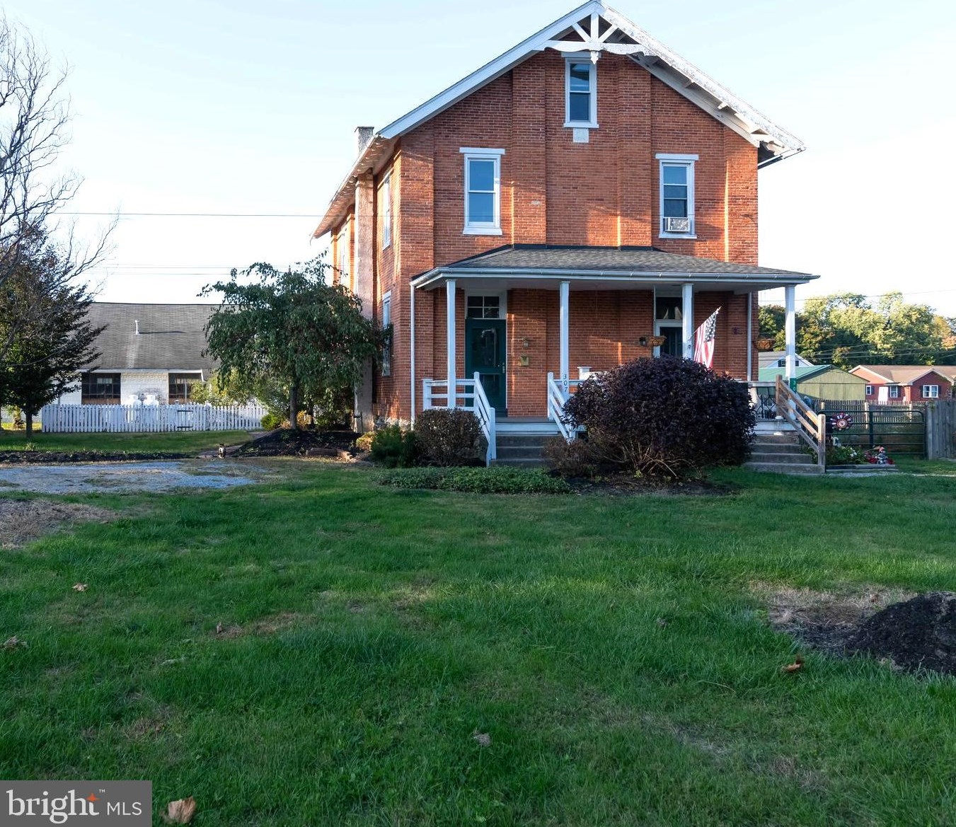 307 Newport Ave, Bartville, PA 17509-1311
