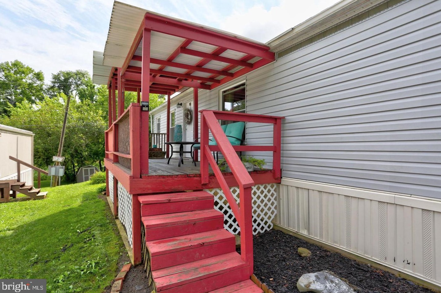 670 Hempfield Hill Rd, Kinderhook, PA 17512-9711