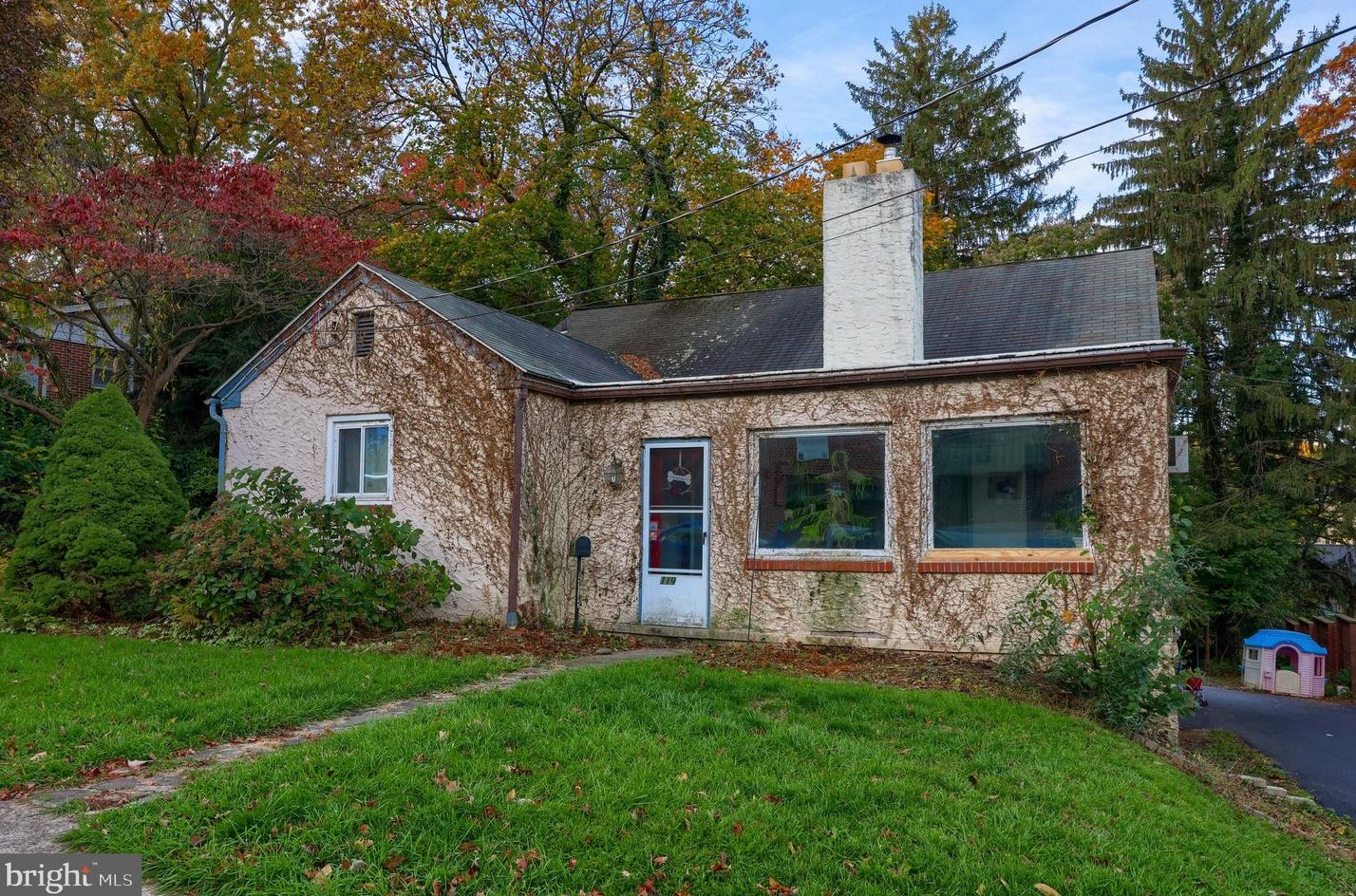 119 E Franklin St, Ephrata, PA 17522