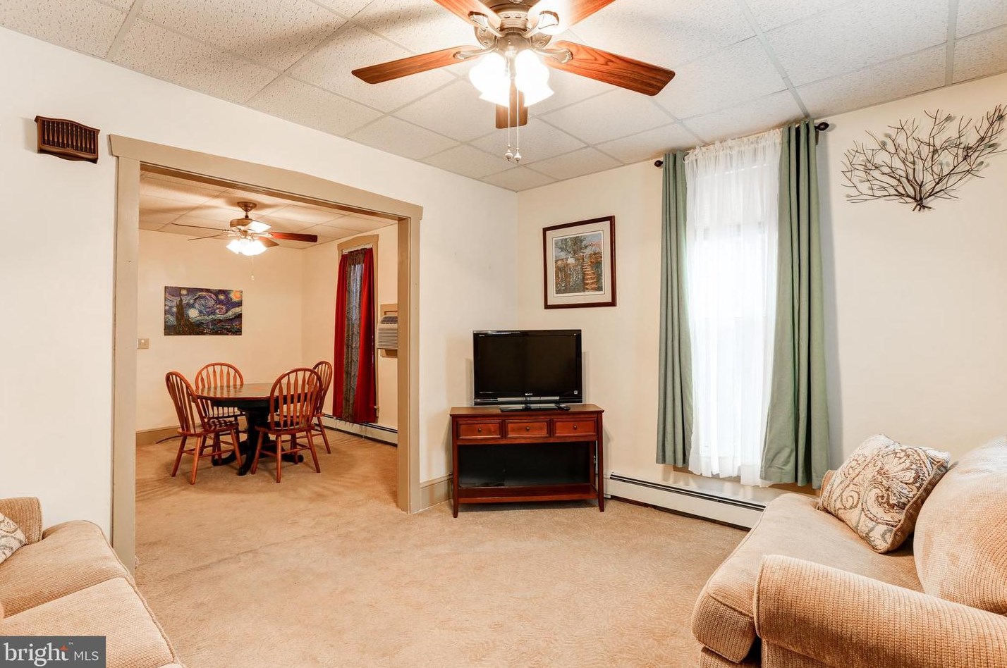 159 W Fulton St, Ephrata, PA 17522