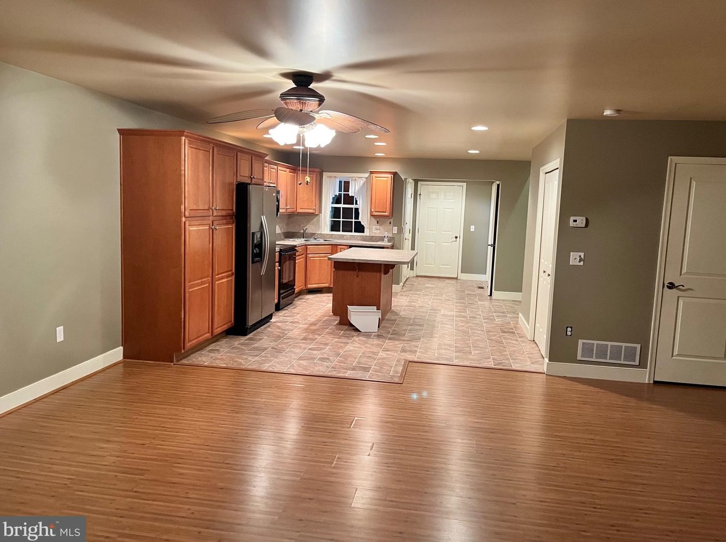 48 Harvest Rd Apt 21, Lancaster, PA 17602