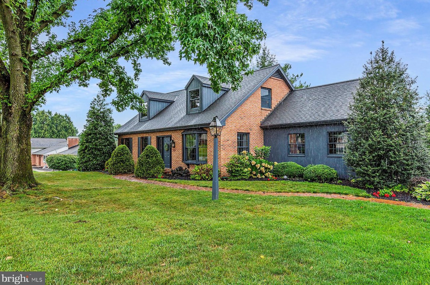 3937 Locust Grove Rd, Kinderhook, PA 17512