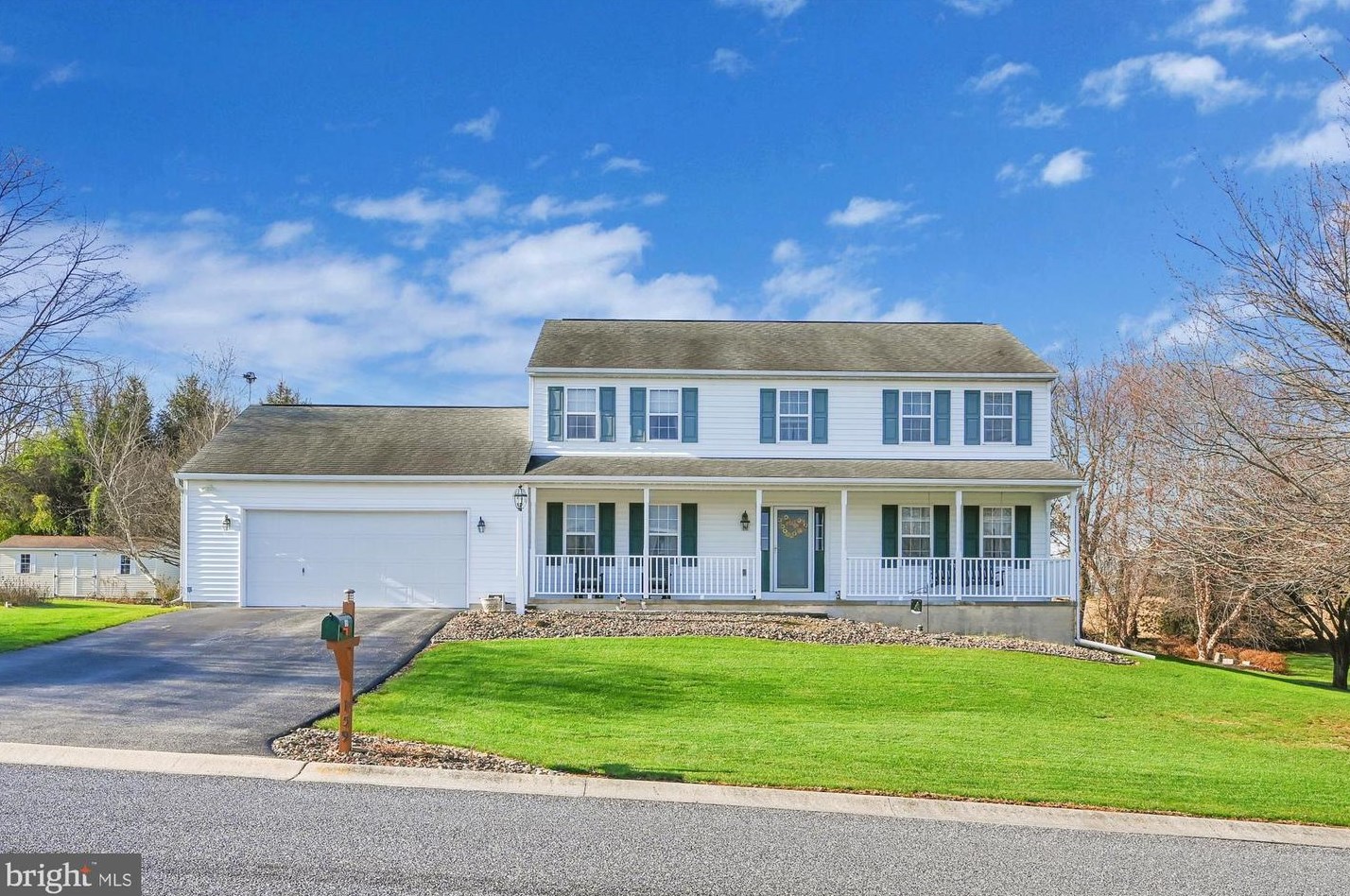 159 N Christiana Ave, Gap, PA 17527