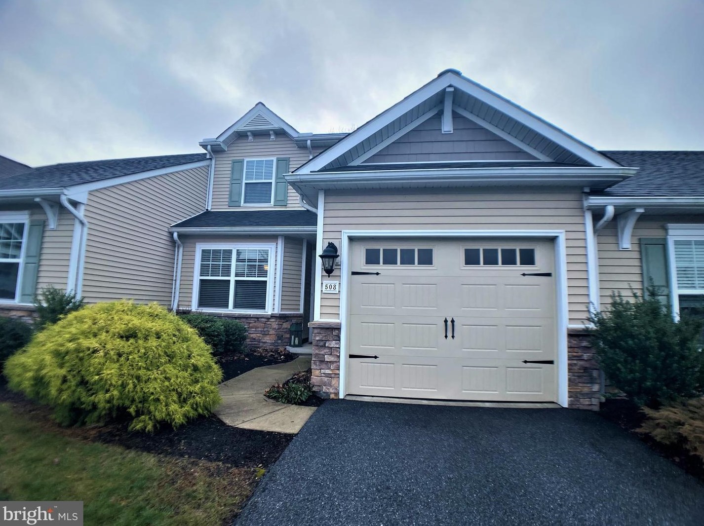 508 Moreland Ct S, Willow, PA 17584