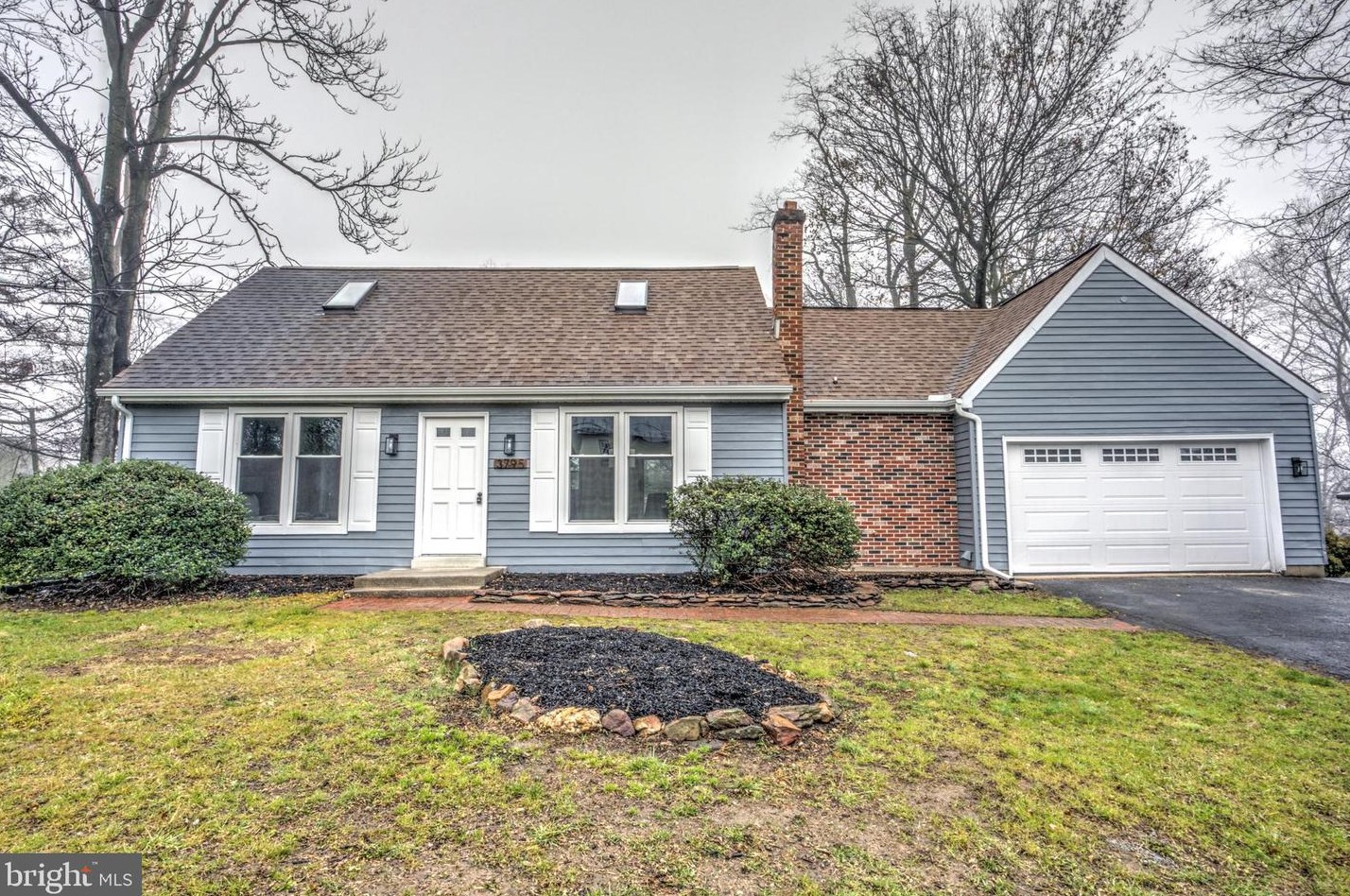 3795 Concordia Rd, Kinderhook, PA 17512-9786