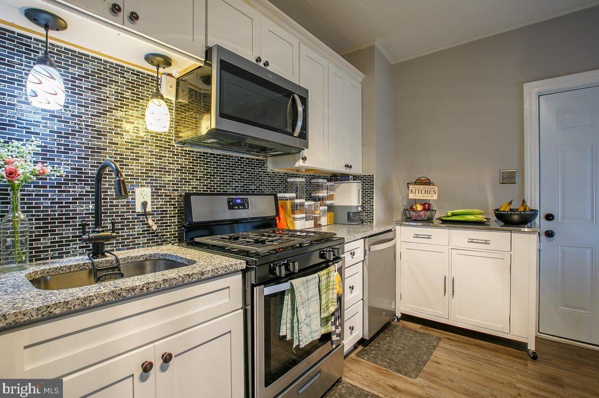 288 5th St, Kinderhook PA  17512-2239 exterior