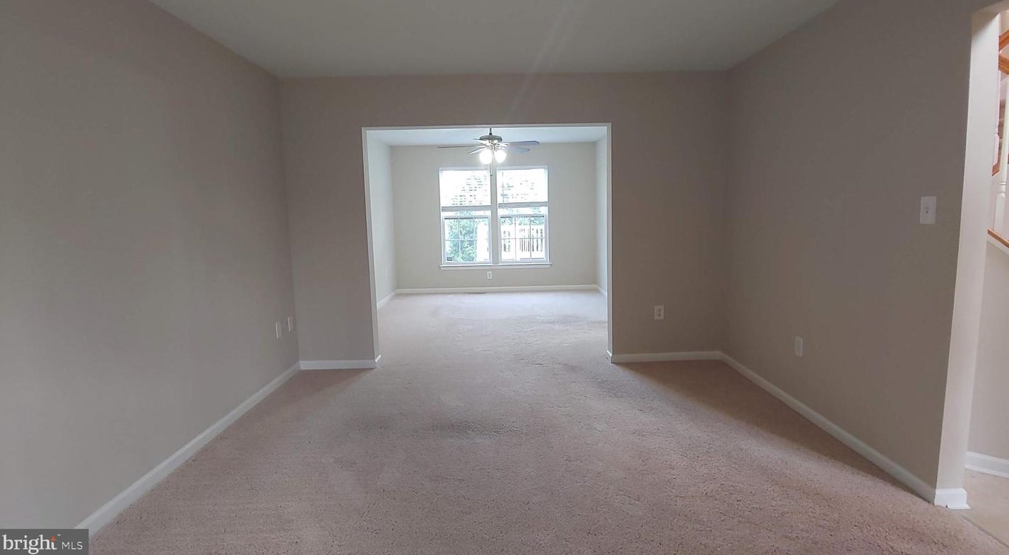 940 Hillcrest Dr, New Milltown, PA 17535