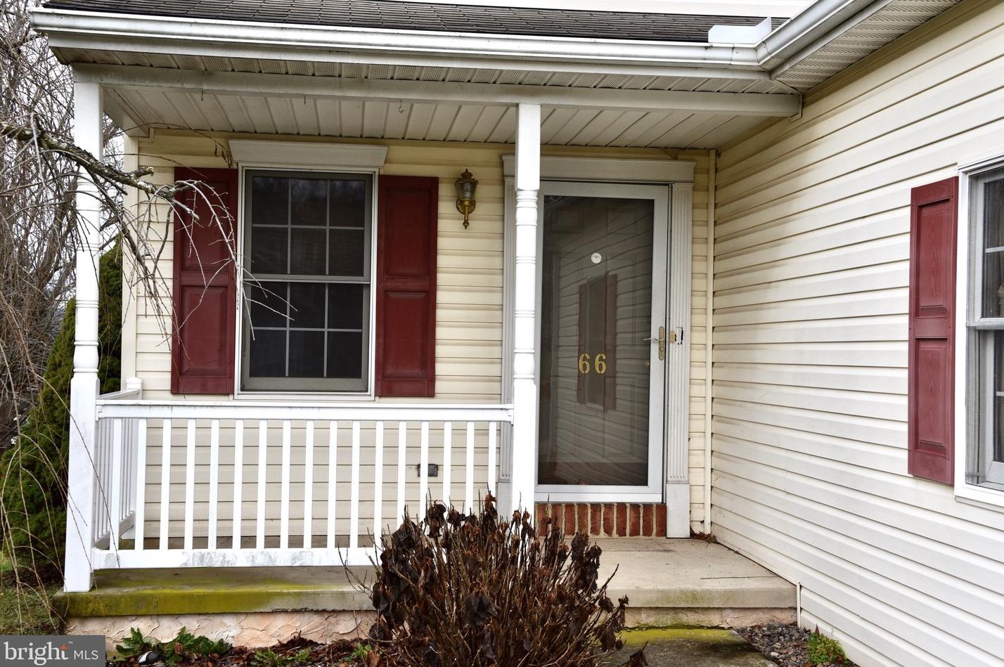 66 Redstone Cir, Swartzville, PA 17569