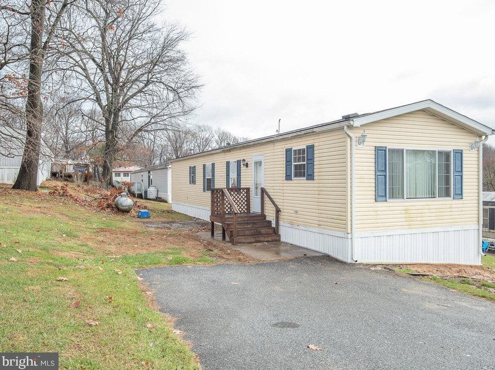 15 Ashton Dr, Smithville, PA 17560