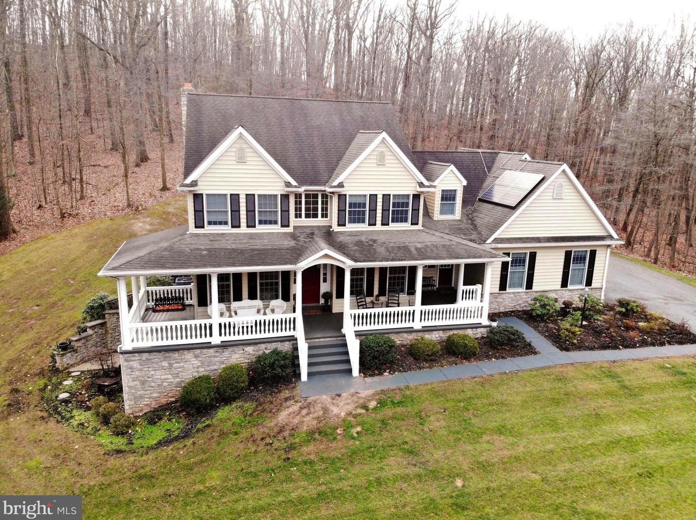 895 Laurel Ridge Rd, Swartzville, PA 17569