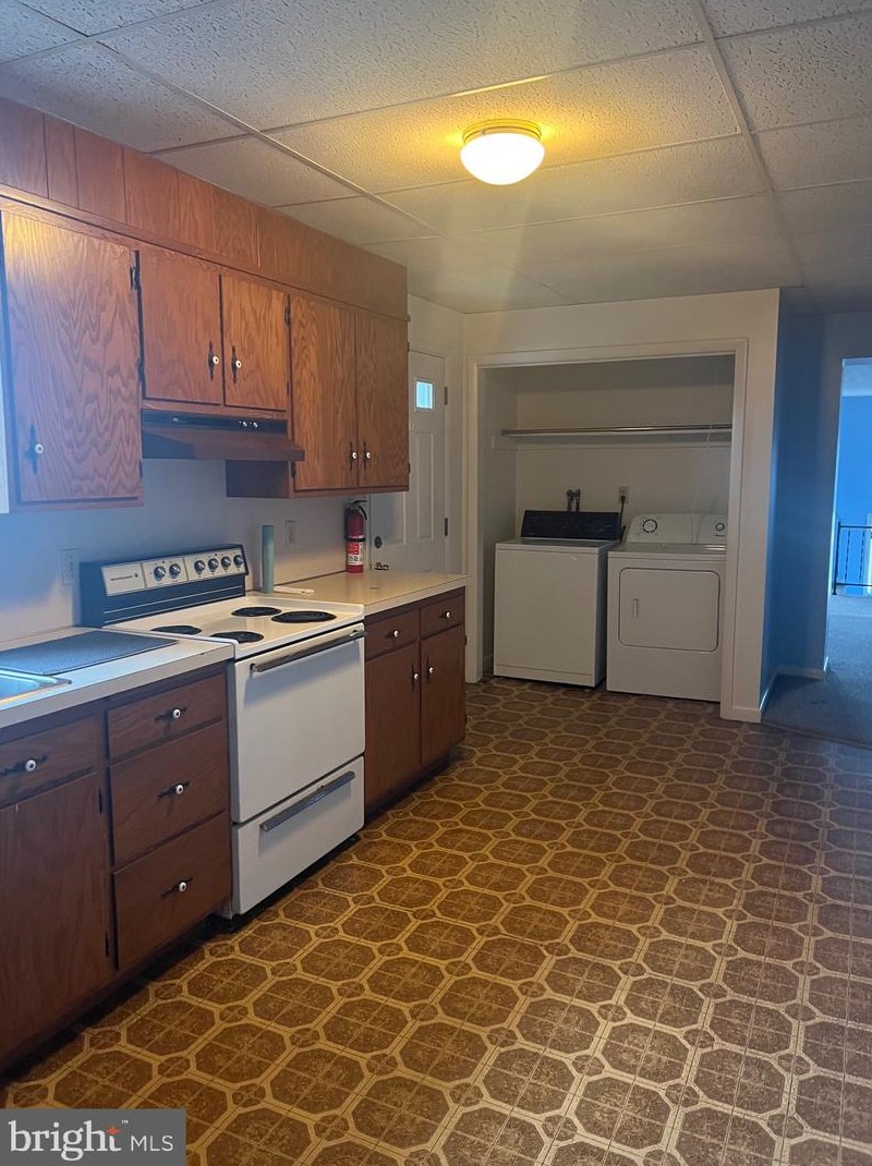 2 Dry Wells Rd #a, Bartville, PA 17509