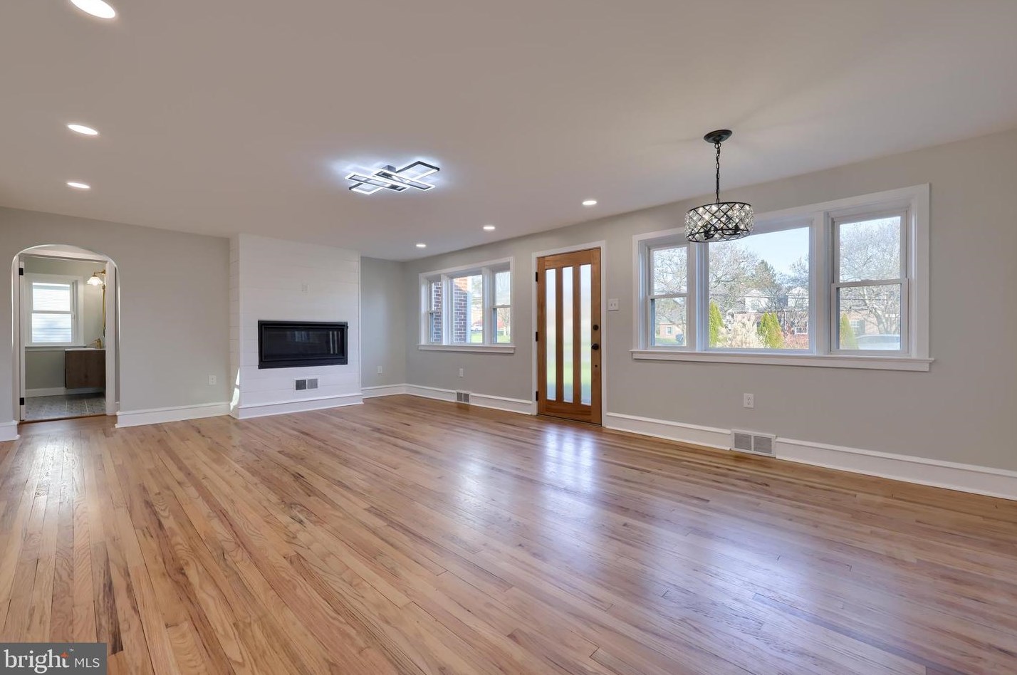 124 Millersville Rd, Lancaster, PA 17603