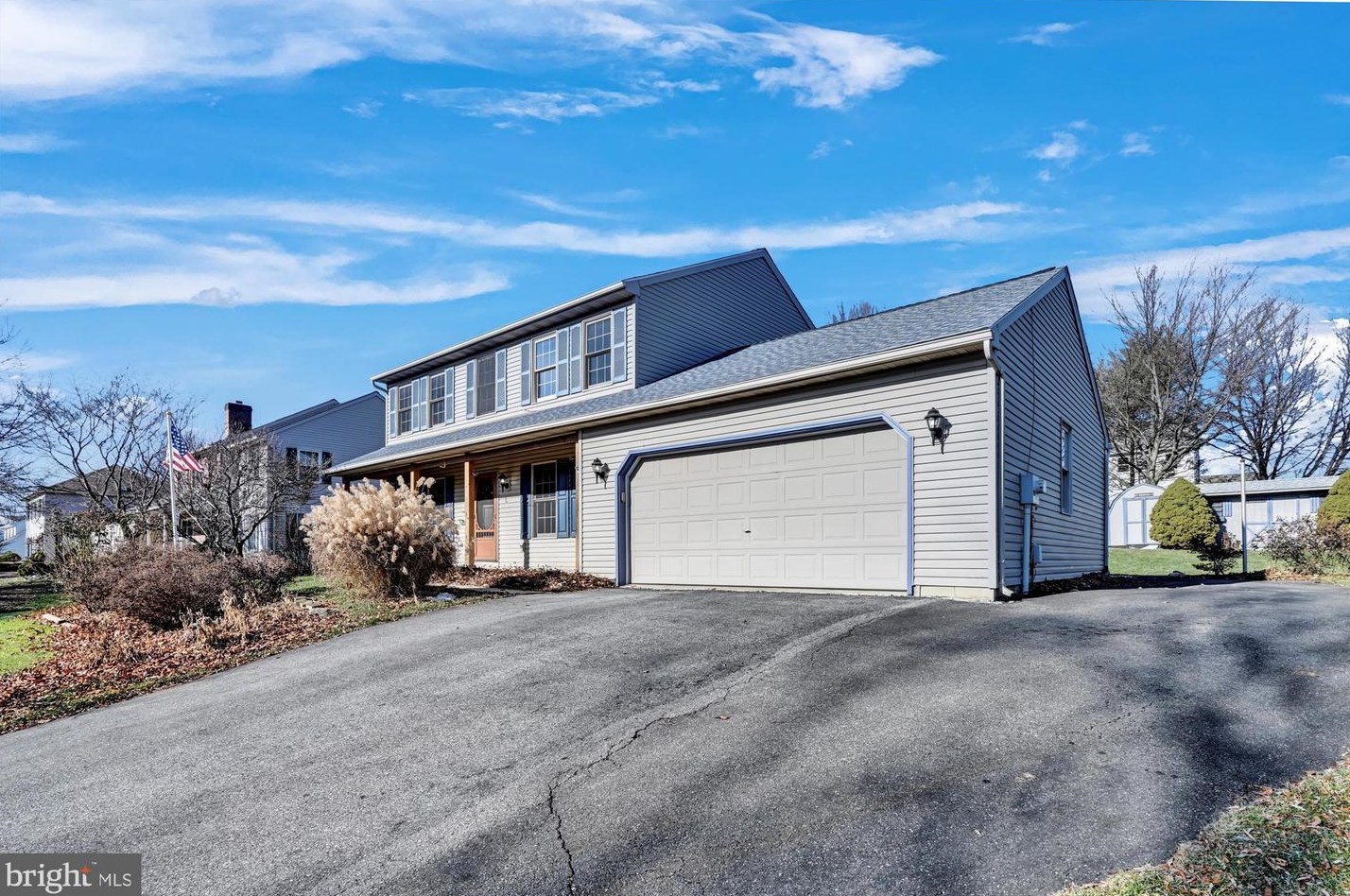 3884 Sterling Way, Kinderhook, PA 17512