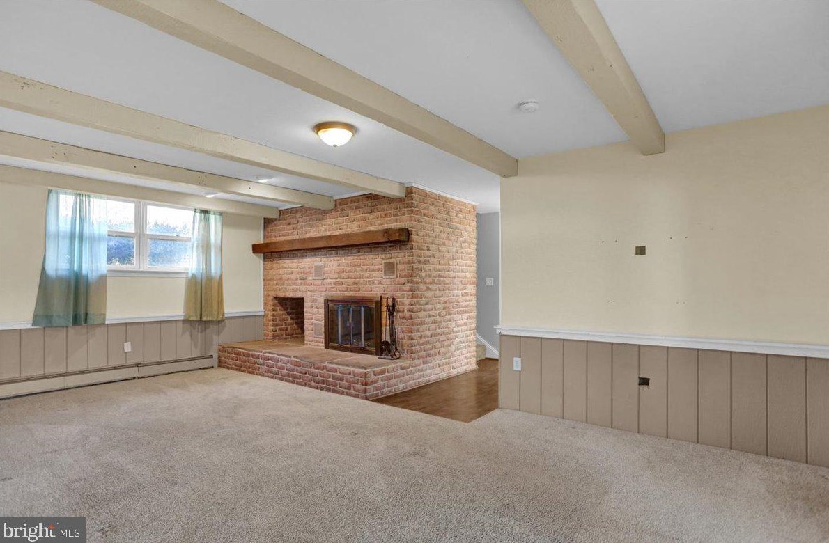 350 Lakeview Dr, Old Line PA  17545-9233 exterior