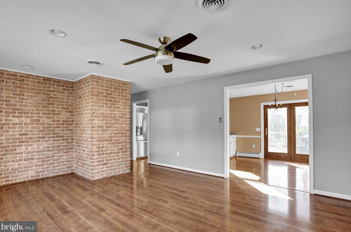 350 Lakeview Dr, Old Line PA  17545-9233 exterior