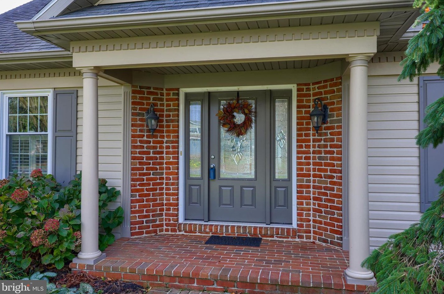 2078 Jarvis Rd, Lancaster, PA 17601