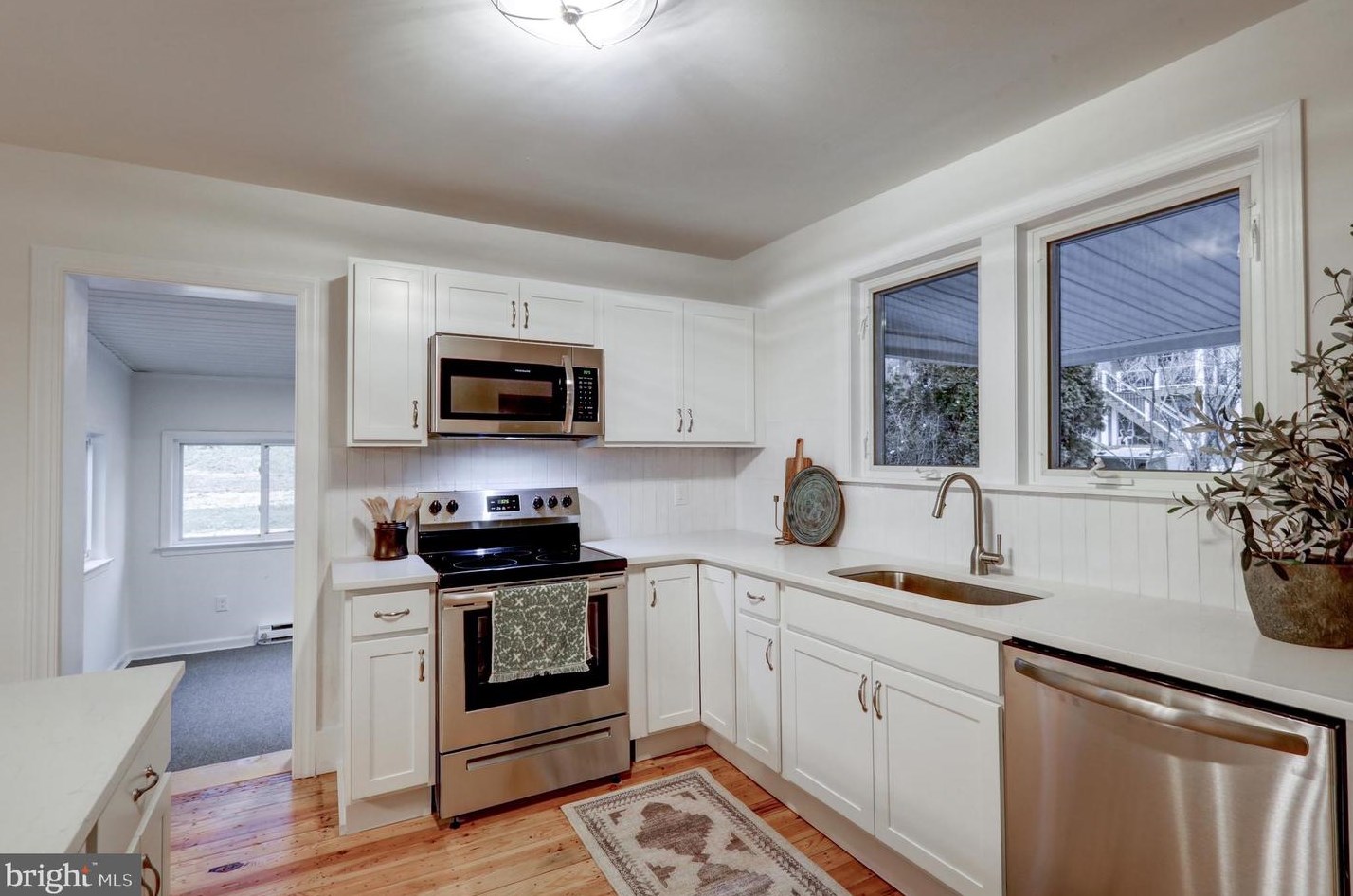 439 Poplar St, Kinderhook PA  17512-2121 exterior