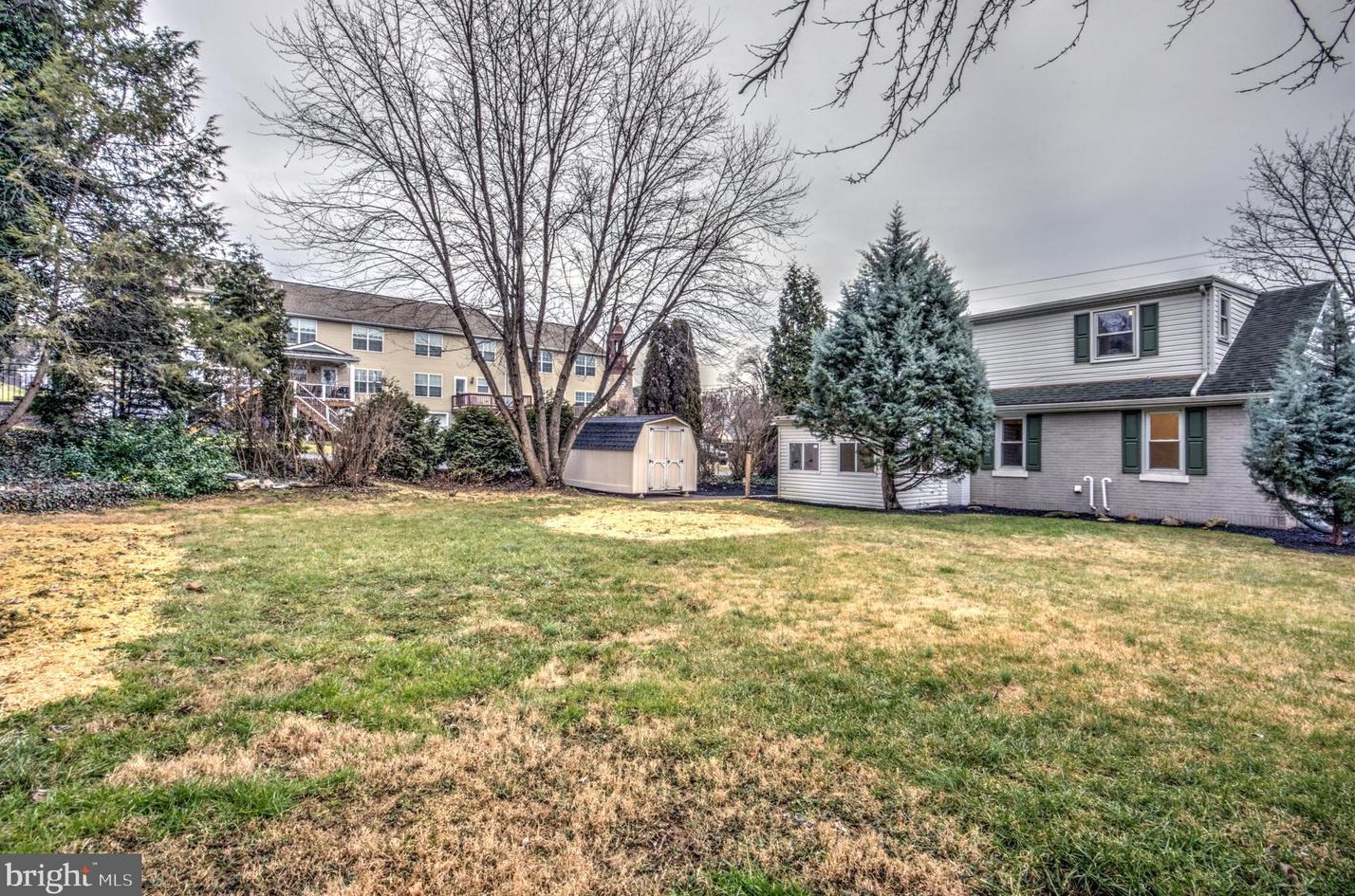 439 Poplar St, Kinderhook PA  17512-2121 exterior